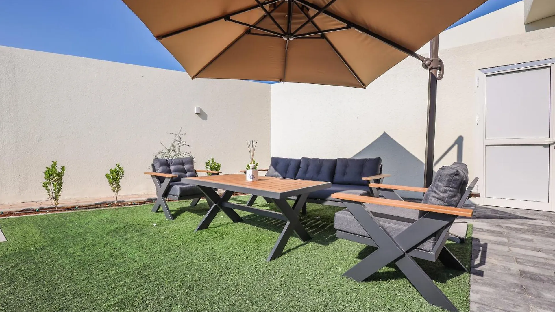 Aya Boutique - Oasis In Al Muntazah 3Br Villa With Private Pool Abu Dhabi 0*,